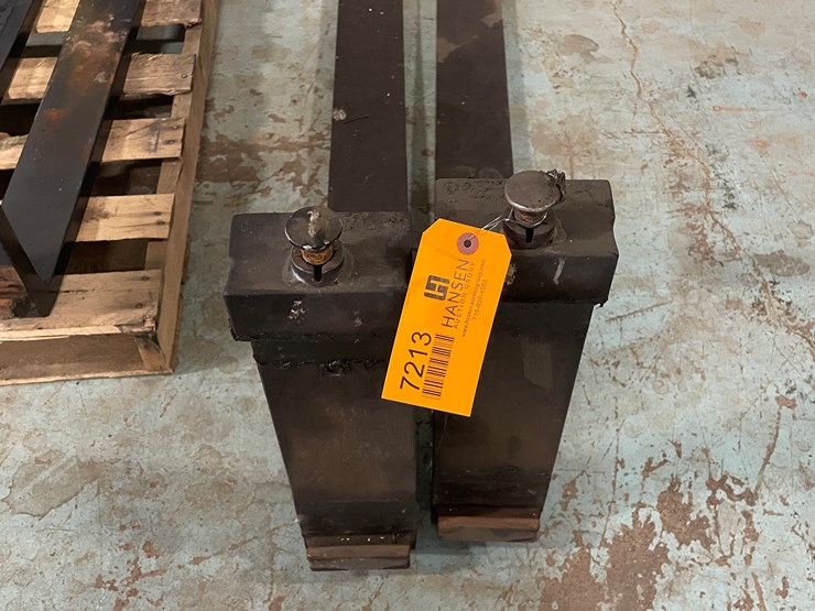 #7213-•-54"-x-5"-forklift-pallet-forks-image-4