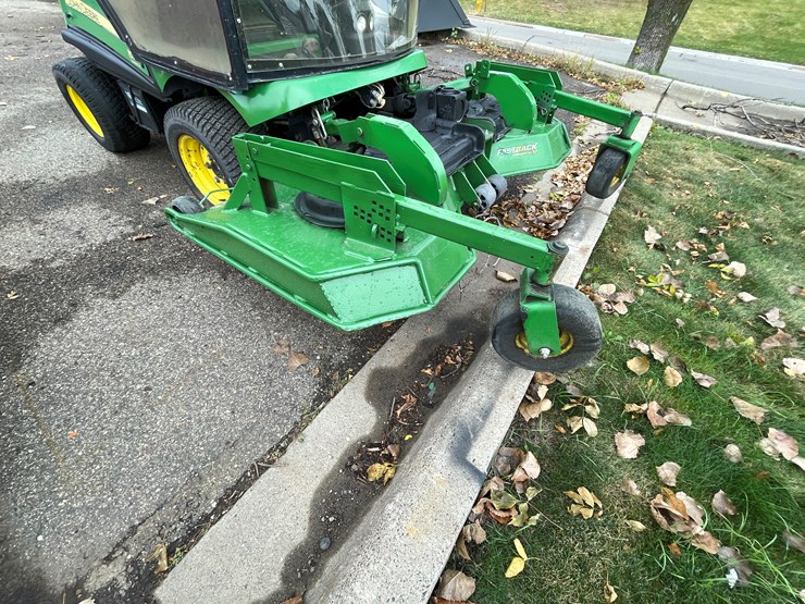 john-deere-1575-image-9