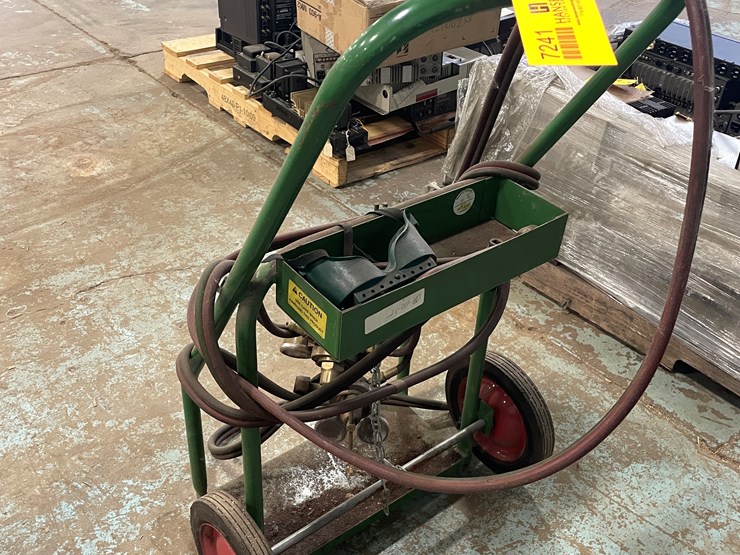 #7241-•-torch-tank-cart,-hoses-and-gauges-image-6
