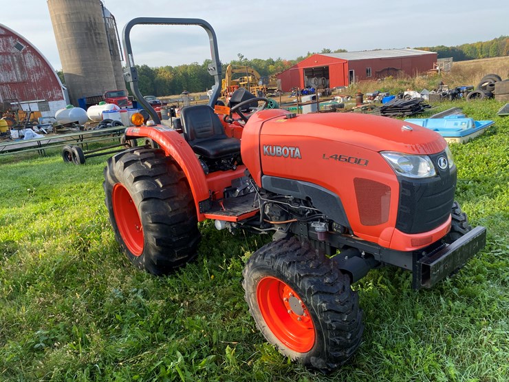 #1583-•-kubota-l4600d-4x4-diesel-tractor-image-4