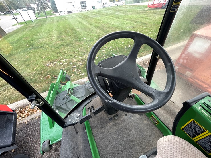 john-deere-1575-image-24