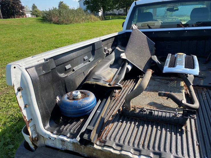 #1598-•-2010-chevy-silverado-1500-regular-cab-pickup-truck-(no-title)-image-24