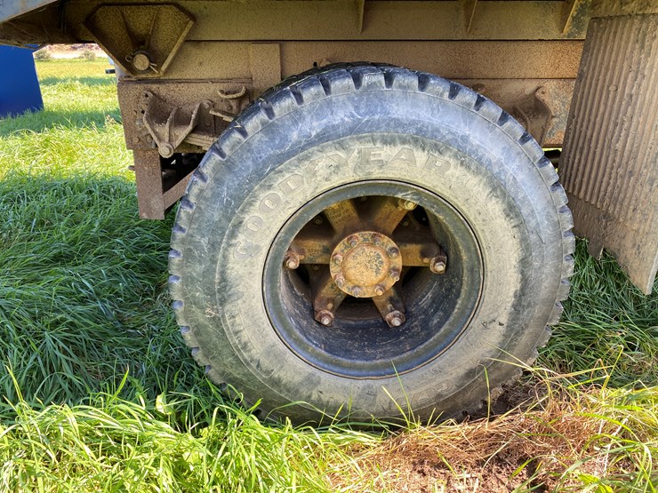 international-4900-image-31