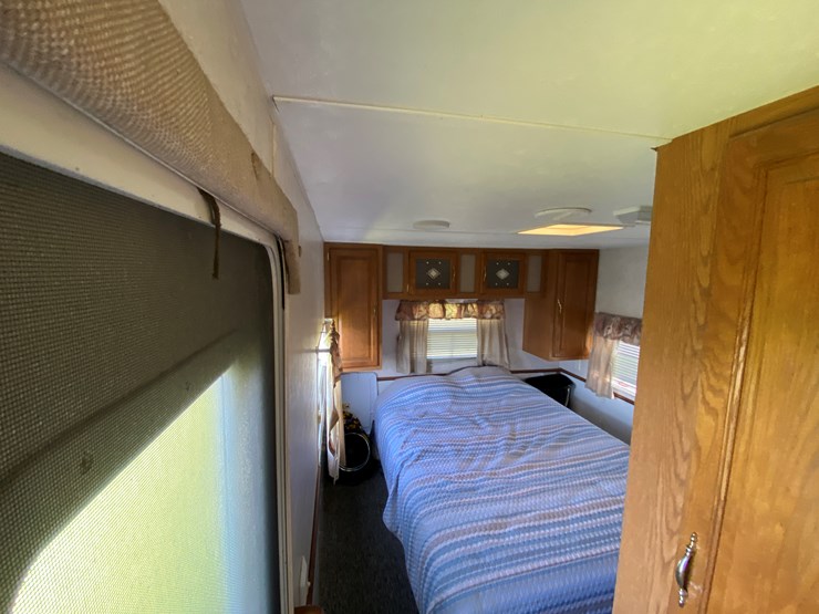 #1607-•-keystone-sprinter-360fk-camper,-(no-title)-image-54