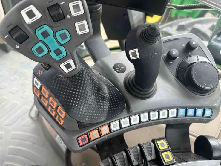 2022-fendt-1050-vario-image-22