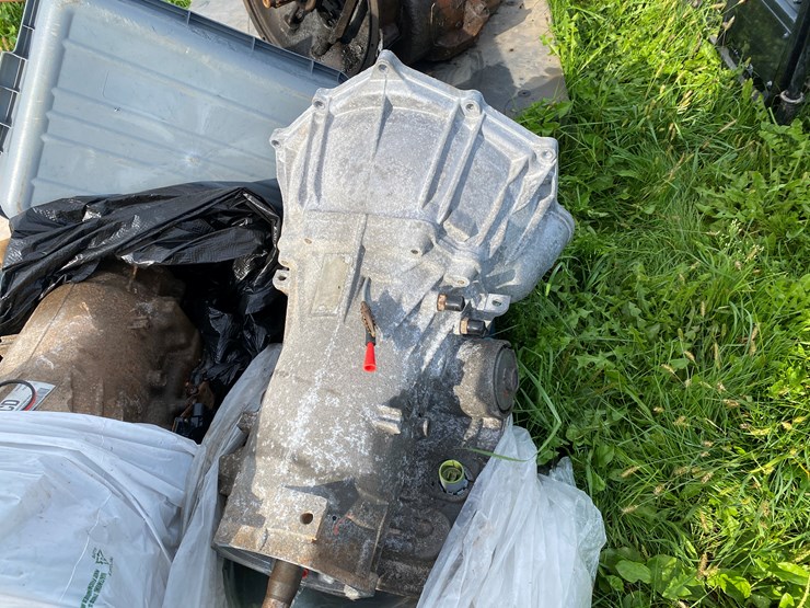 #1662-•-(3)-vehicle-transmissions-image-11
