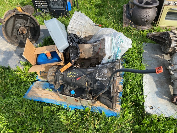 #1662-•-(3)-vehicle-transmissions-image-1