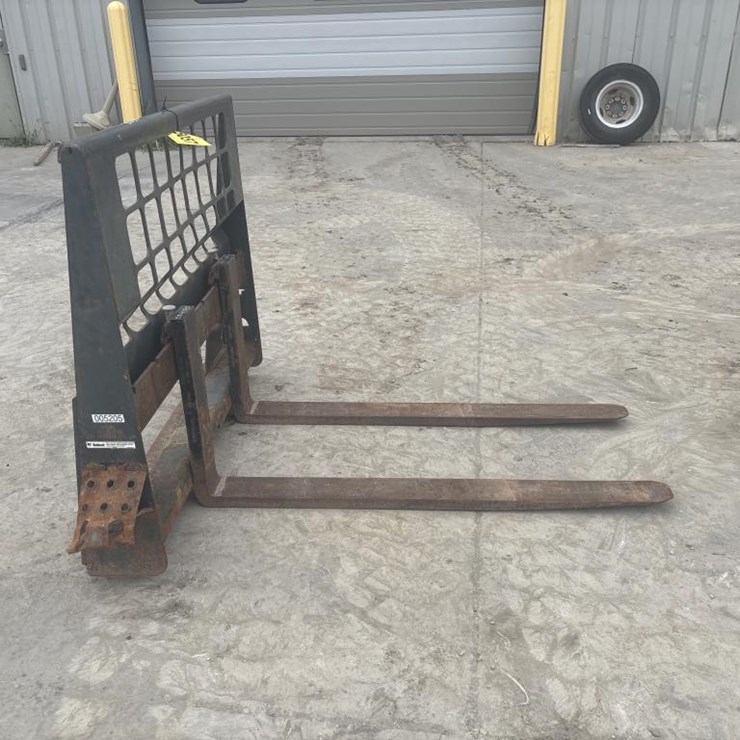 #5057 • Approx 48" Bobcat Skid Steer Forks