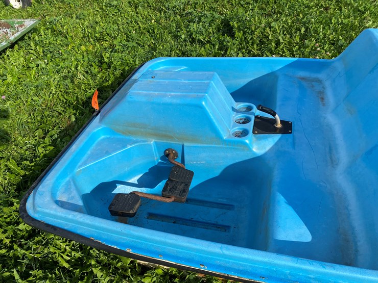 #1645-•-seahawk-paddle-boat-image-10