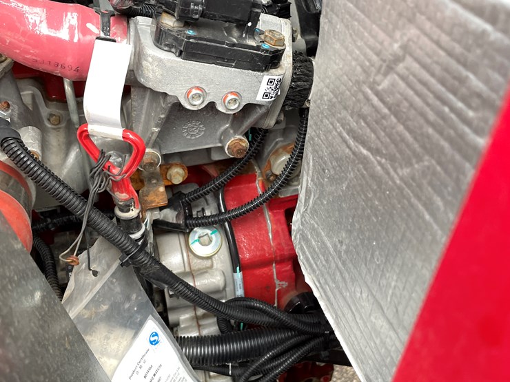 #5502-•-2024-magnum-4400l-wheel-loader-image-41