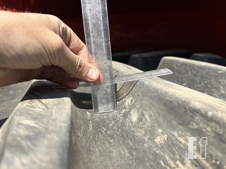 2013-case-ih-steiger-600-quadtrac-image-29