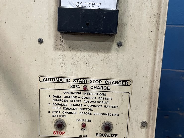 #7225-•-allied-c&d-forklift-battery-charger-image-7