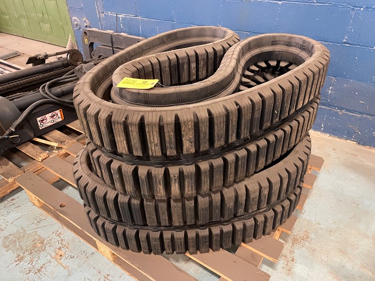 #7239-•-mclaren-nextgen-tdf-super-series-320x86x50-skid-steer-tracks-image-1