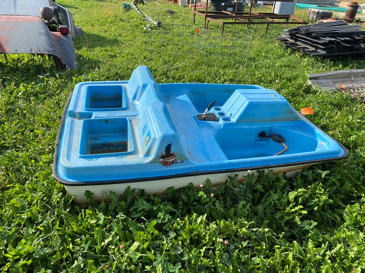 #1645-•-seahawk-paddle-boat-image-5