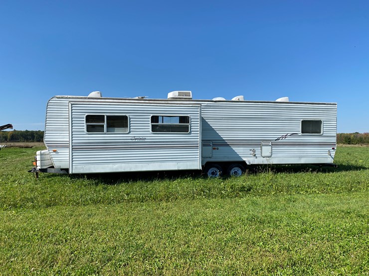 #1607-•-keystone-sprinter-360fk-camper,-(no-title)-image-3