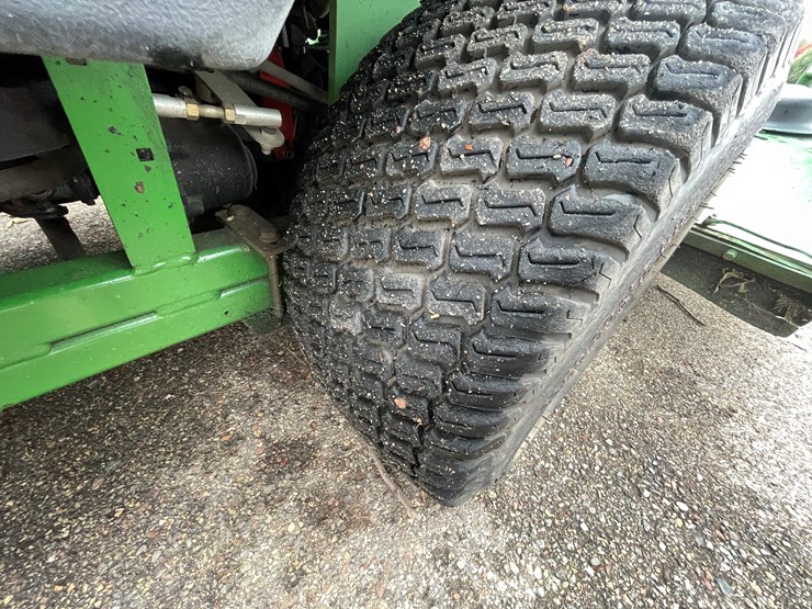 john-deere-1575-image-32