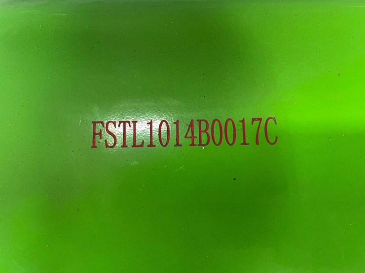 #5551-•-fronteq-fs6332tl-track-drive-scissor-lift-with-outriggers-image-59