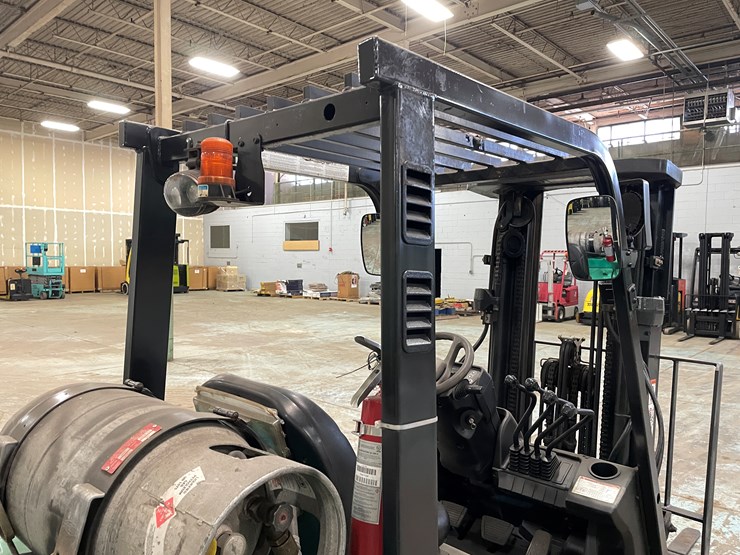 2018-mitsubishi-fgc25n-image-33