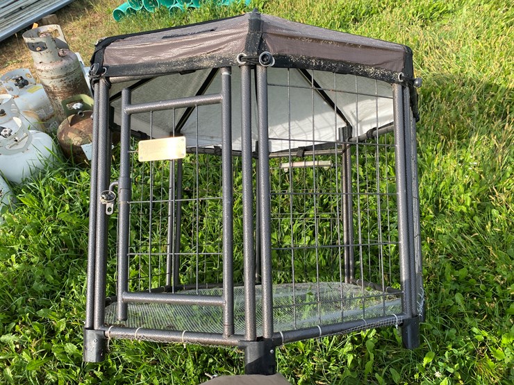 #1673-•-small-animal-pet-enclosure-image-10