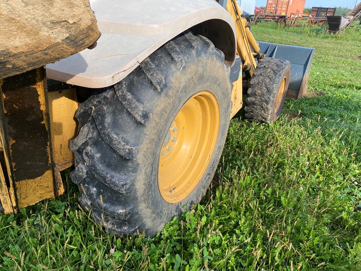 new-holland-655e-image-31