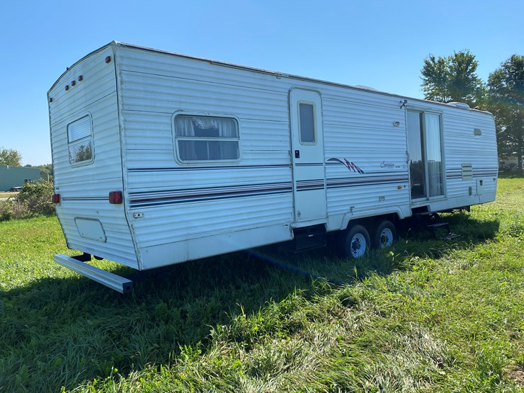 #1607-•-keystone-sprinter-360fk-camper,-(no-title)-image-7