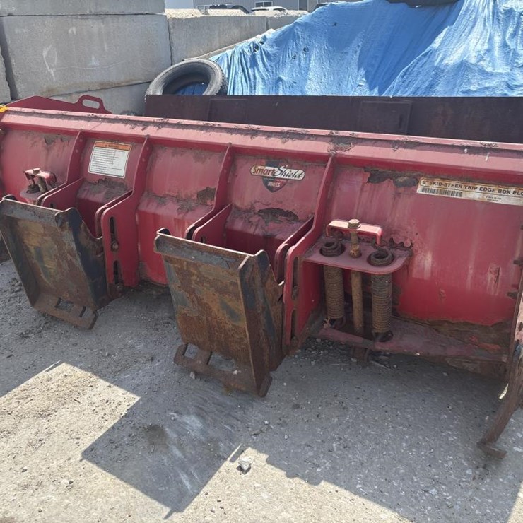 #5040 • Boss Skid Steer SK Trip Edge Box Plow