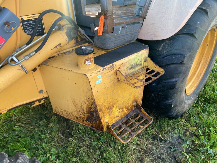 new-holland-655e-image-35