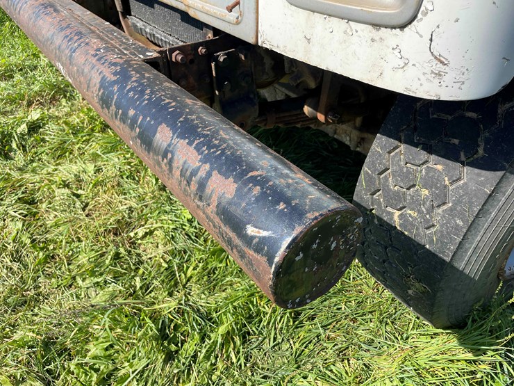 1982-international-dt466-image-80