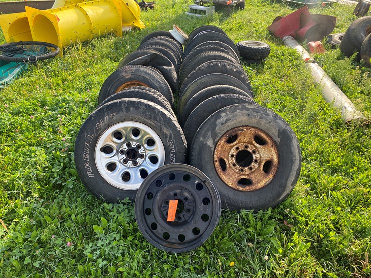 #1639-•-misc.-wheels-and-tires-image-1