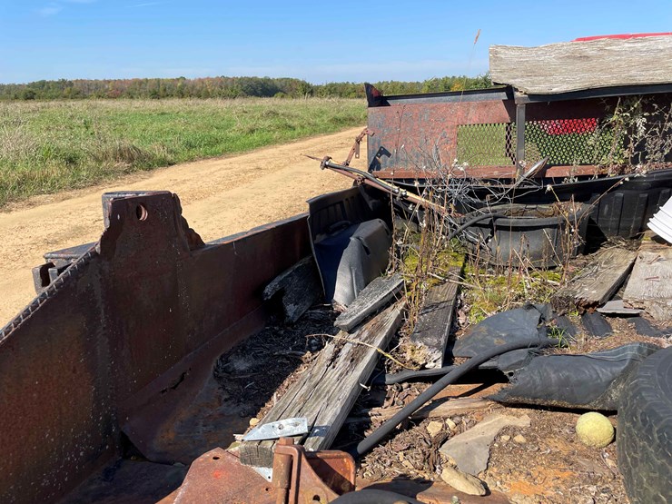 #1618-•-monroe-8'-dump-box-image-17