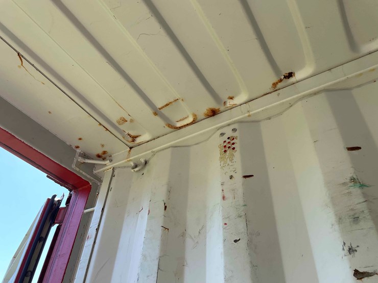 #1611-•-40'-high-cube-shipping-container-image-23