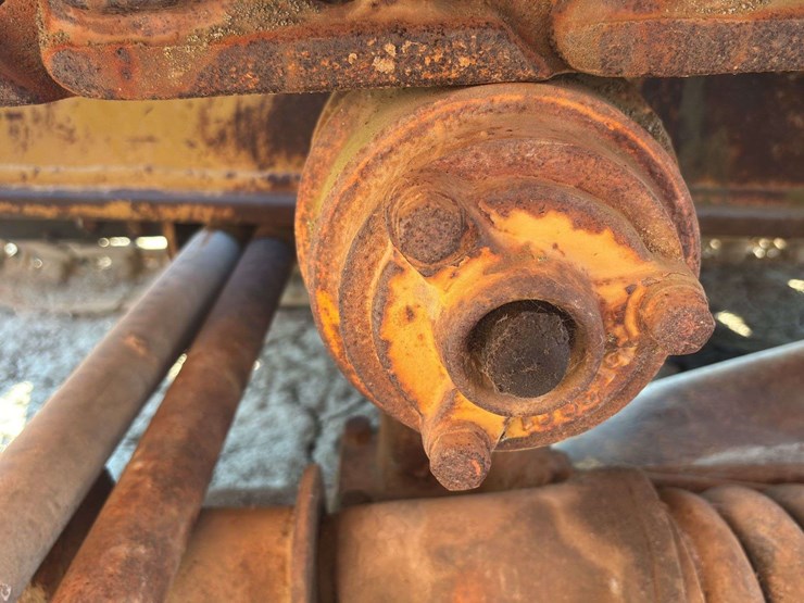 caterpillar-d6-image-27