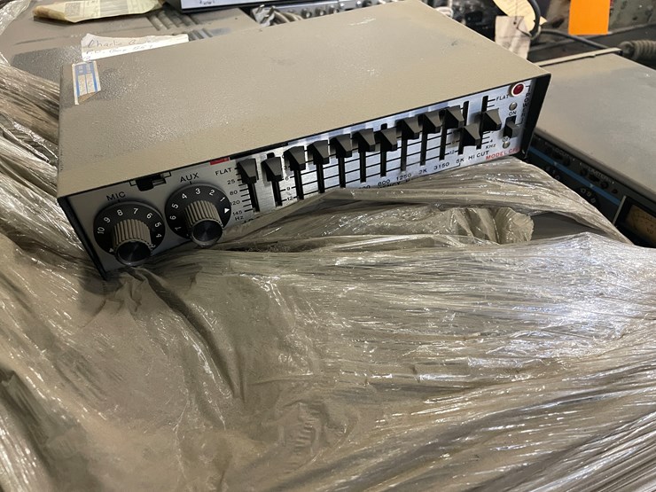 #7243-•-pallet-of-misc.-electronics-image-7