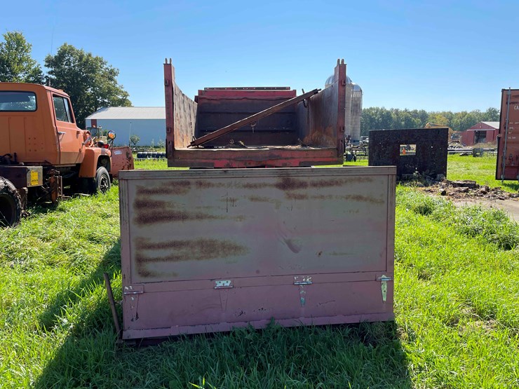 1982-international-dt466-image-123