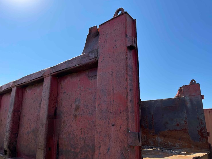 1982-international-dt466-image-58