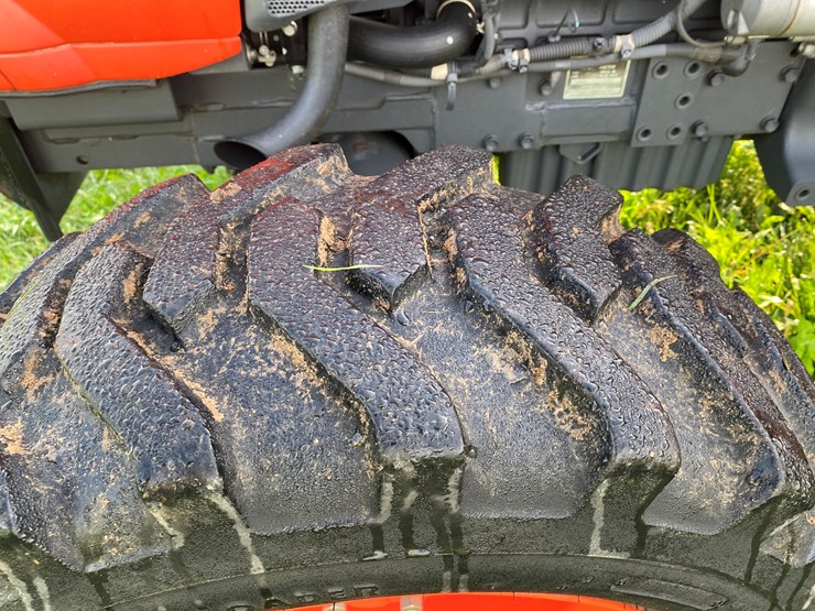 #1583-•-kubota-l4600d-4x4-diesel-tractor-image-16