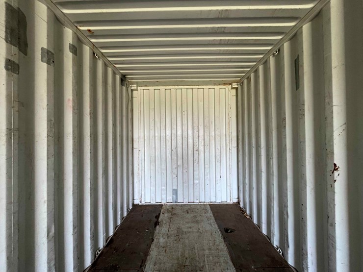 #1611-•-40'-high-cube-shipping-container-image-17