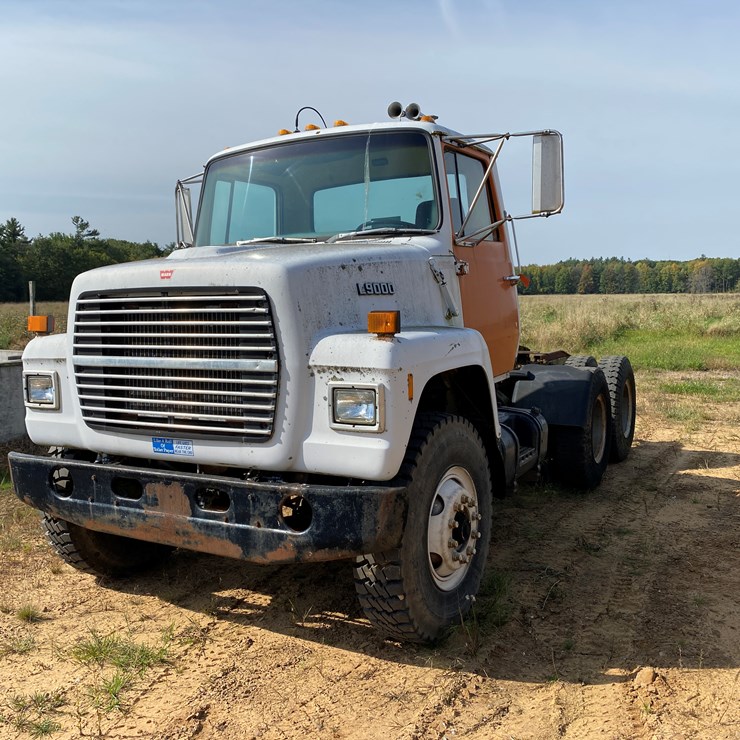 1987 FORD L9000