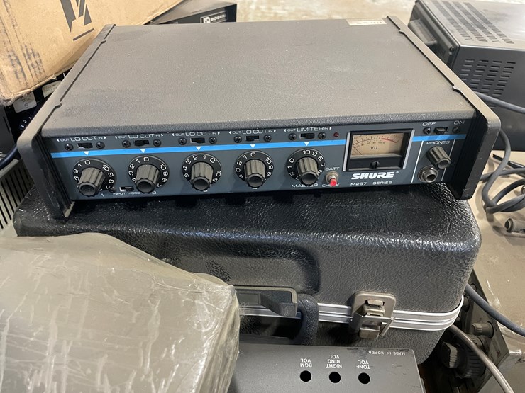 #7244-•-misc.-electronic-equipment-image-7