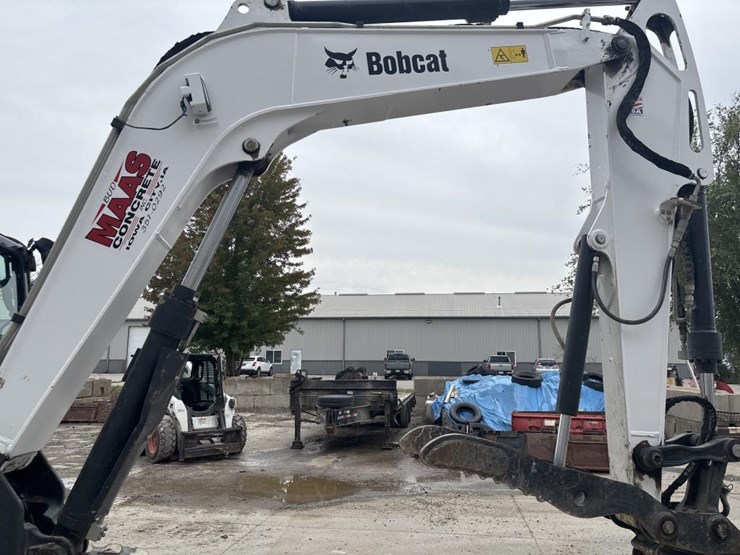 2019-bobcat-e85-image-25