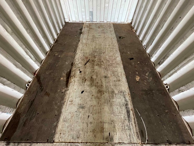 #1611-•-40'-high-cube-shipping-container-image-19