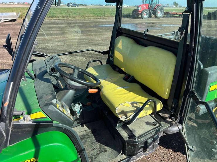 2013-john-deere-gator-image-22