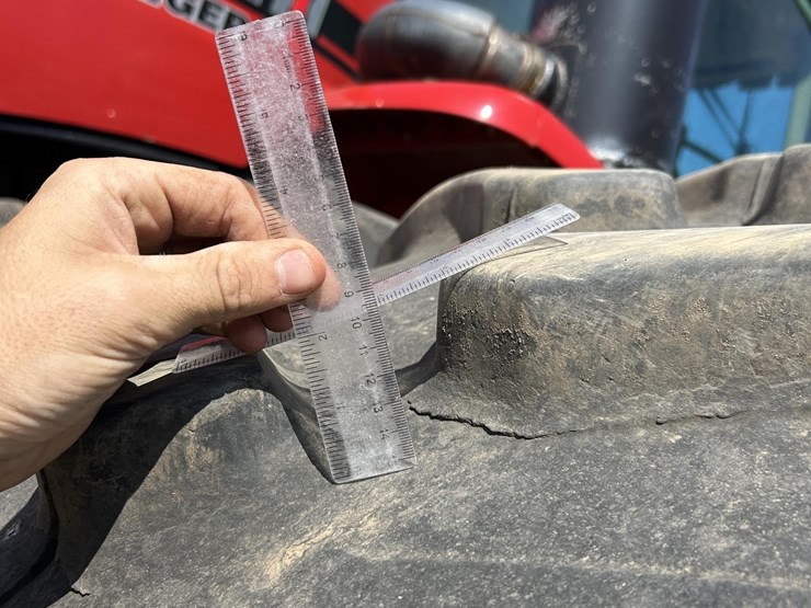 2011-case-ih-steiger-600-hd-image-18