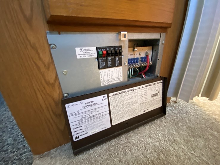 #1607-•-keystone-sprinter-360fk-camper,-(no-title)-image-60