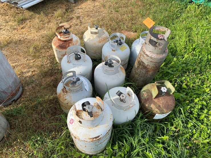 #1672-•-(11)-steel-propane-tanks-image-6