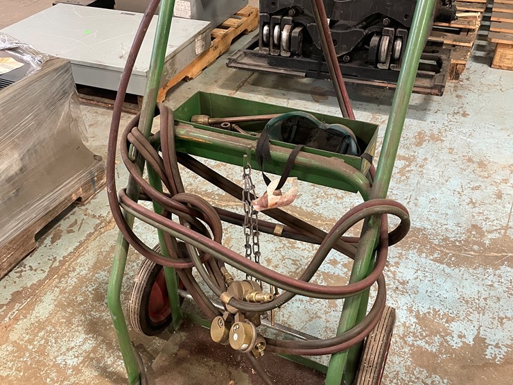 #7241-•-torch-tank-cart,-hoses-and-gauges-image-1