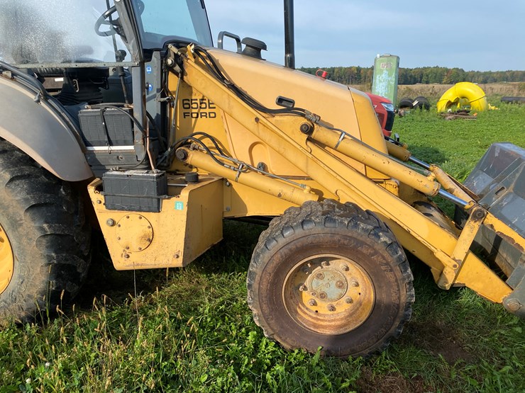 new-holland-655e-image-32