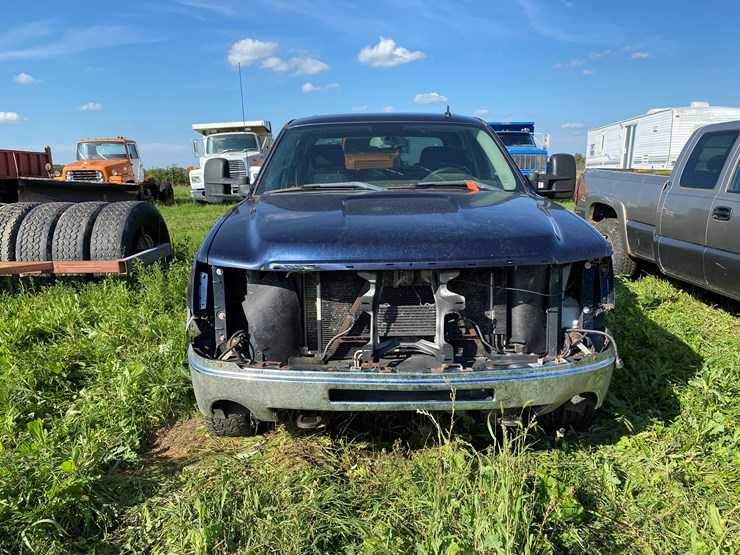 2010-gmc-sierra-1500-image-9