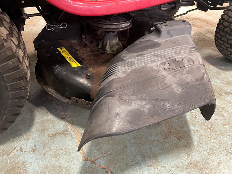 #7236-•-poulan-pro-xt-42"-riding-mower,-needs-head-gasket-image-16