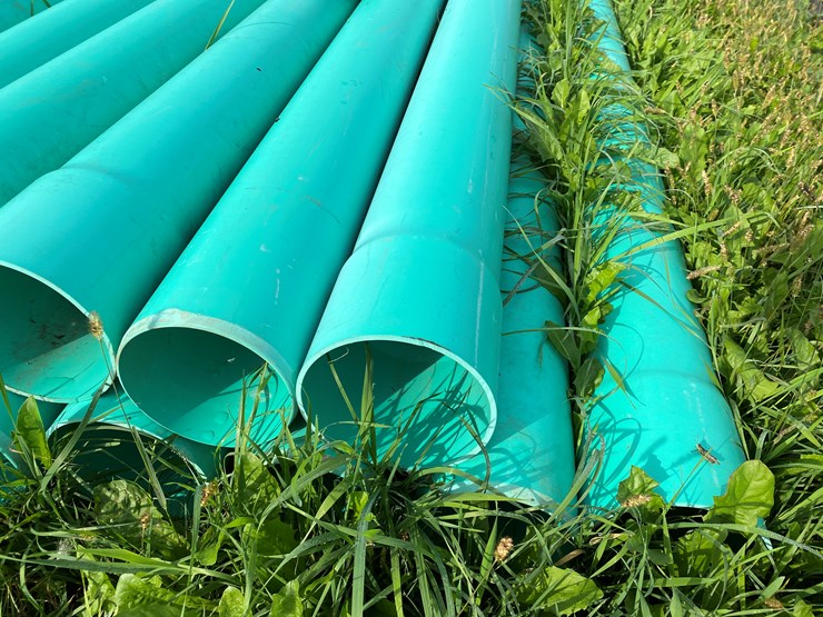 #1670-•-pile-of-6"-pvc-sewer-pipe-image-9